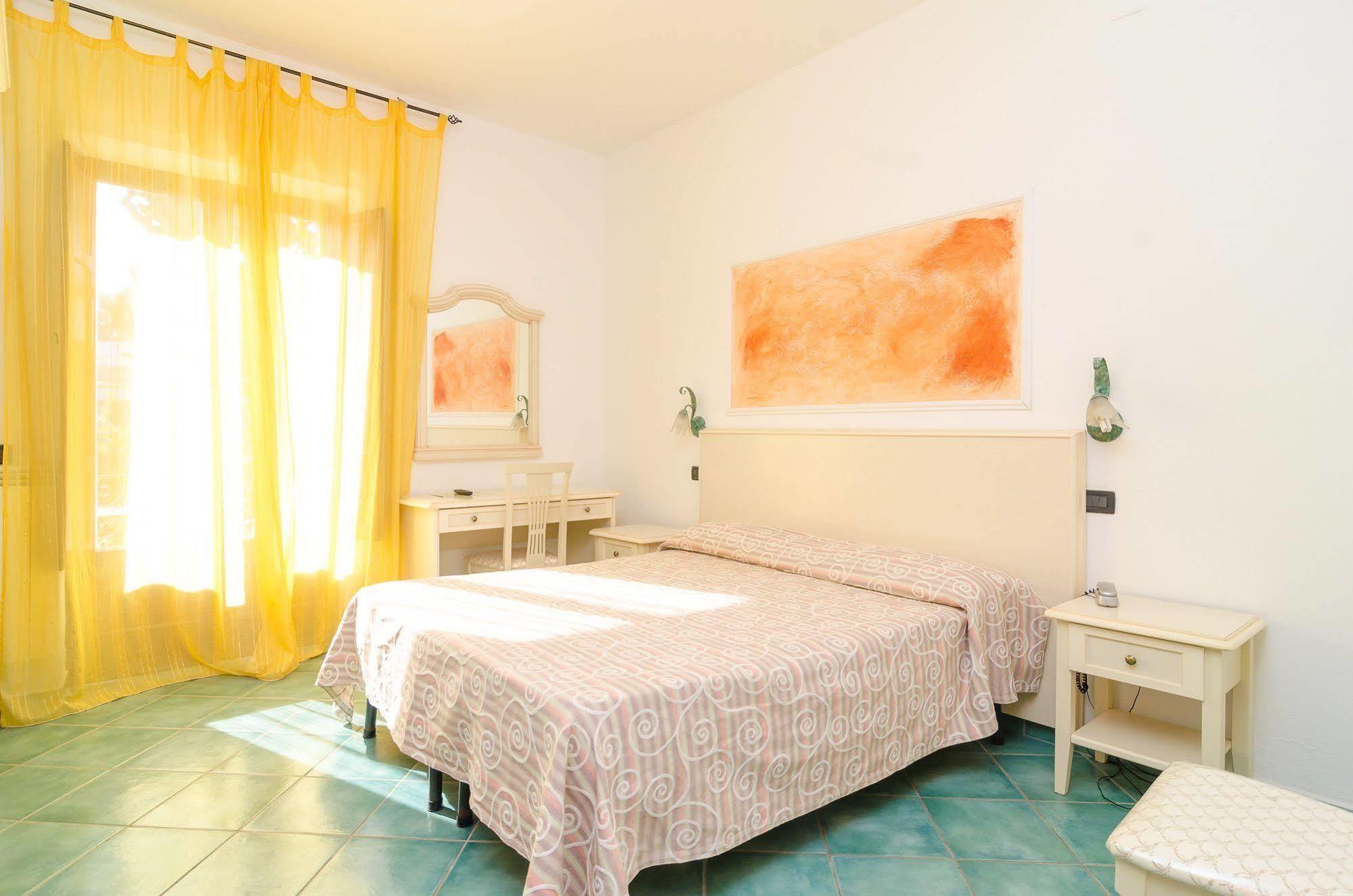 Hotel Aragonese Ischia Luaran gambar